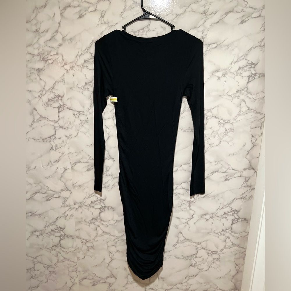 Good American Slinky Ruched Long Sleeve Dress - Picture 3 of 11